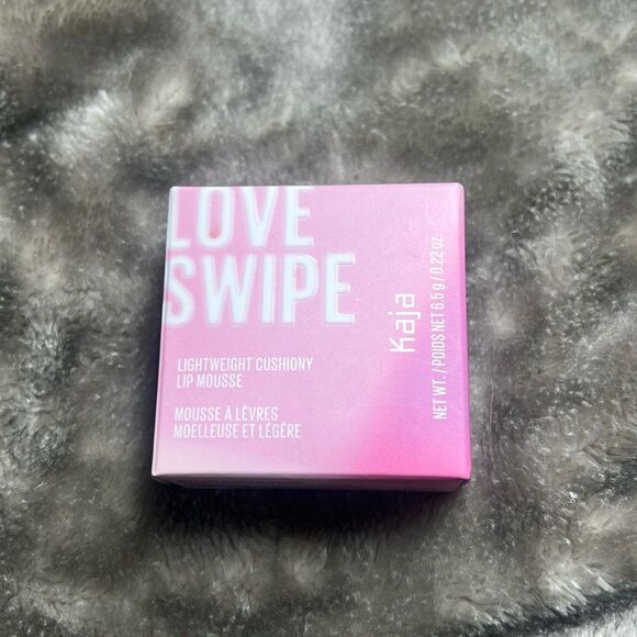 BNWT - KAJA LOVE SWIPE LIP MOUSSE - 03 EVERYGIRL - Picture 2 of 5